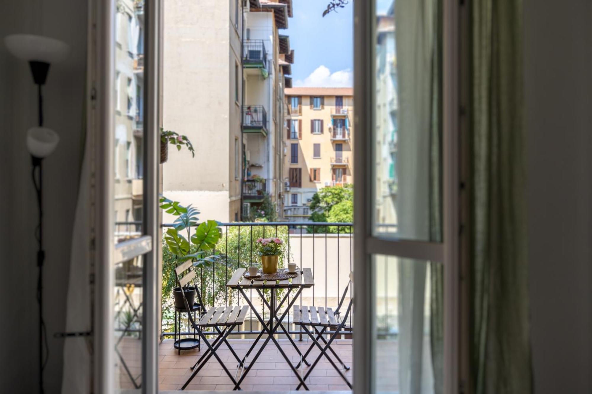 8 Min Dalla Metro Casa Elegante Con Netflix E Wifi Mailand Exterior foto